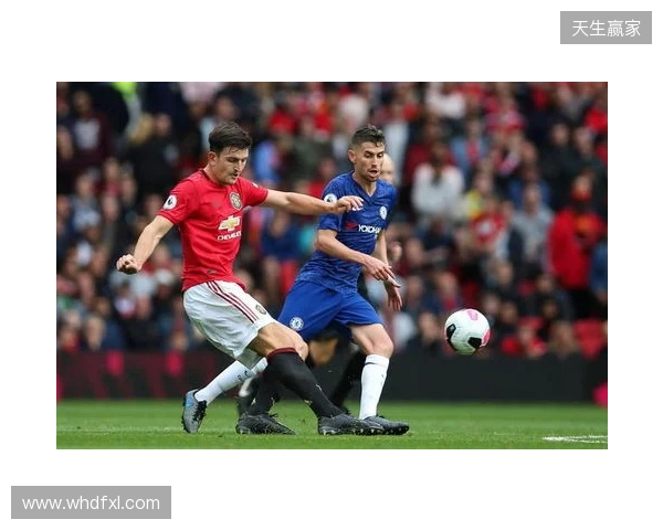 官方:马奎尔与曼联续约至2027年夏天,附带一年续约选项 官方:马奎尔与曼联续约至2027年夏天,附带一年续约选项